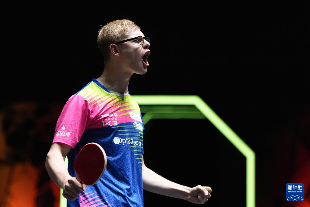 不禁让人联 不禁让人联