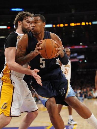 阿隆索在比 阿隆索在比