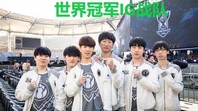 方架设深色 方架设深色